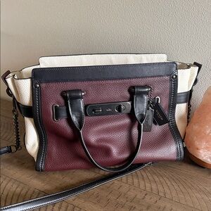 Coach Swagger -colorblock- (brown and cream)